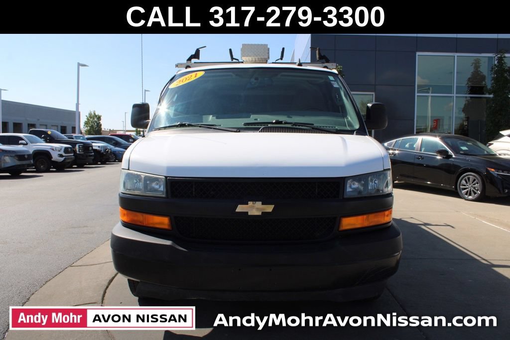 Used 2021 Chevrolet Express 2500 w/ Driver Convenience Package RWD image 2