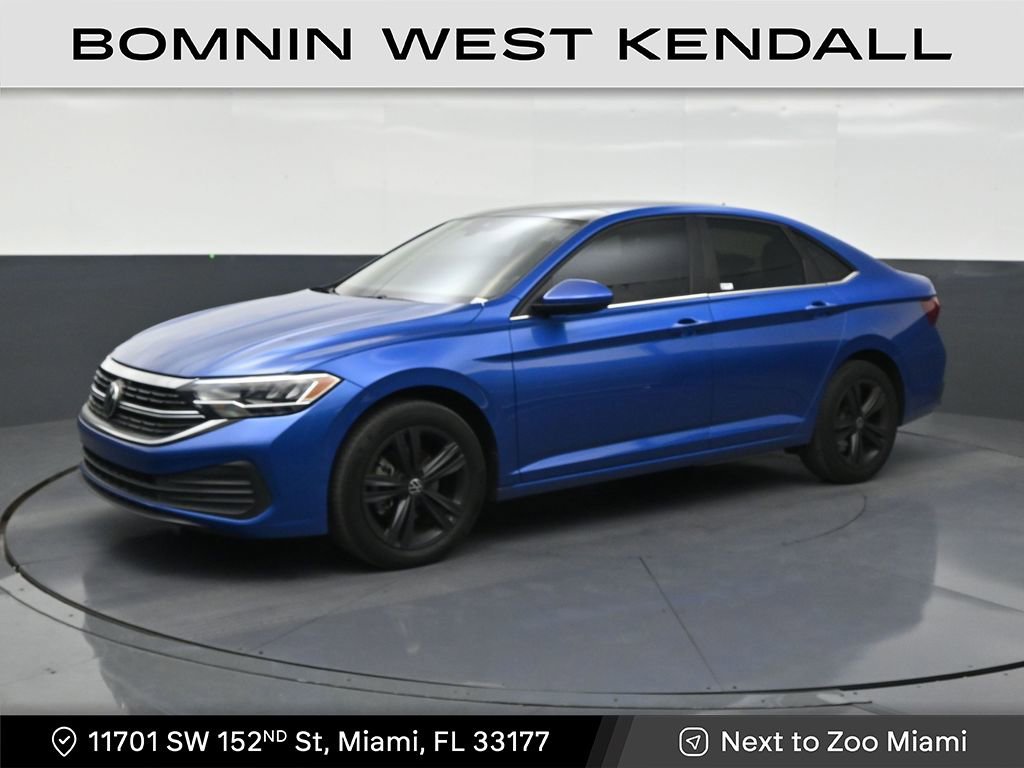 Used 2023 Volkswagen Jetta SE w/ Panoramic Sunroof Package FWD image 1