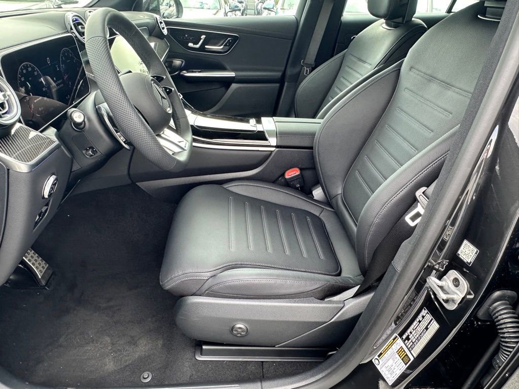 New 2025 Mercedes-Benz GLC 43 AMG 4MATIC Coupe image 19