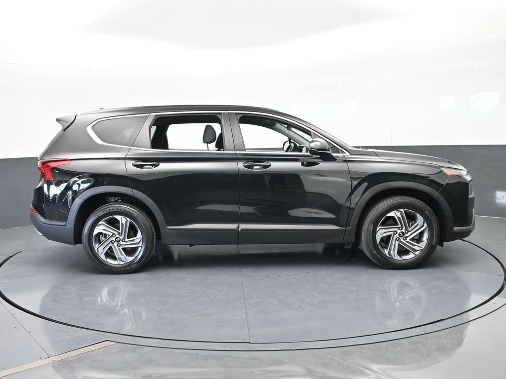 Used 2023 Hyundai Santa Fe SE image 7