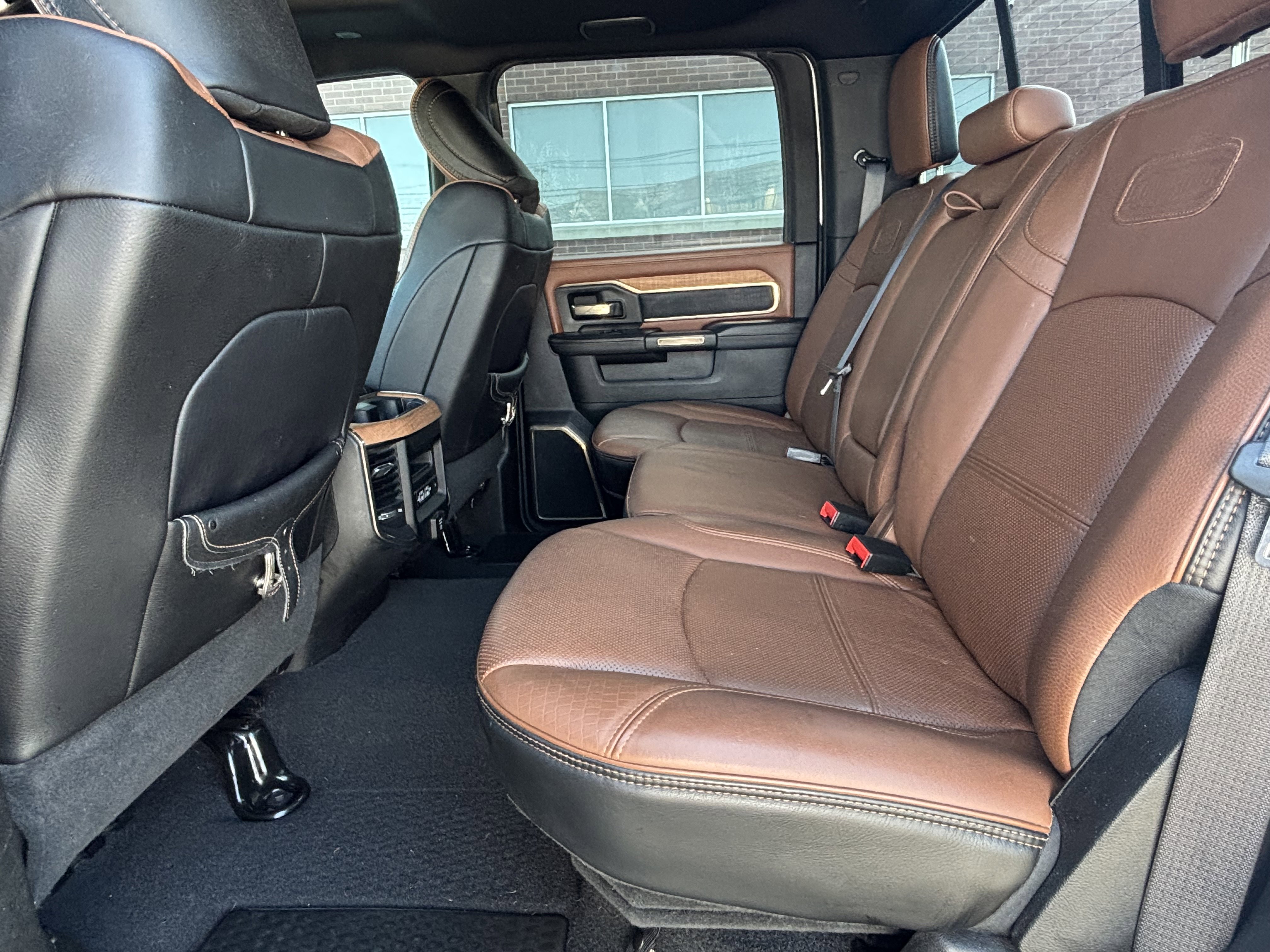 Used 2020 RAM 3500 Limited image 28