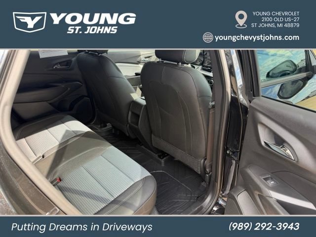 Used 2025 Chevrolet Trax LT w/ Driver Confidence Package FWD image 24