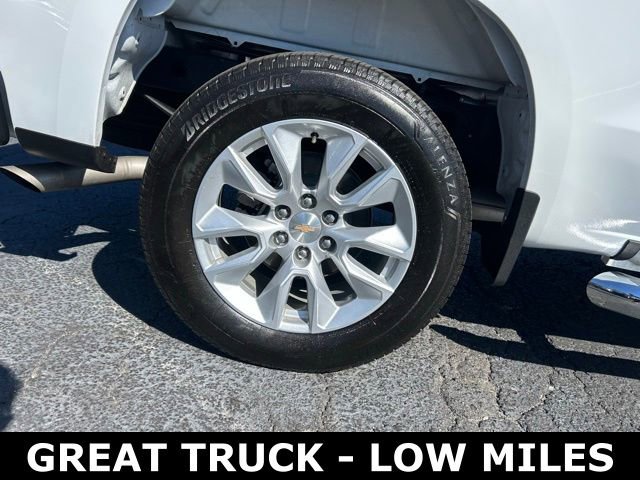 Used 2025 Chevrolet Silverado 1500 Custom image 7