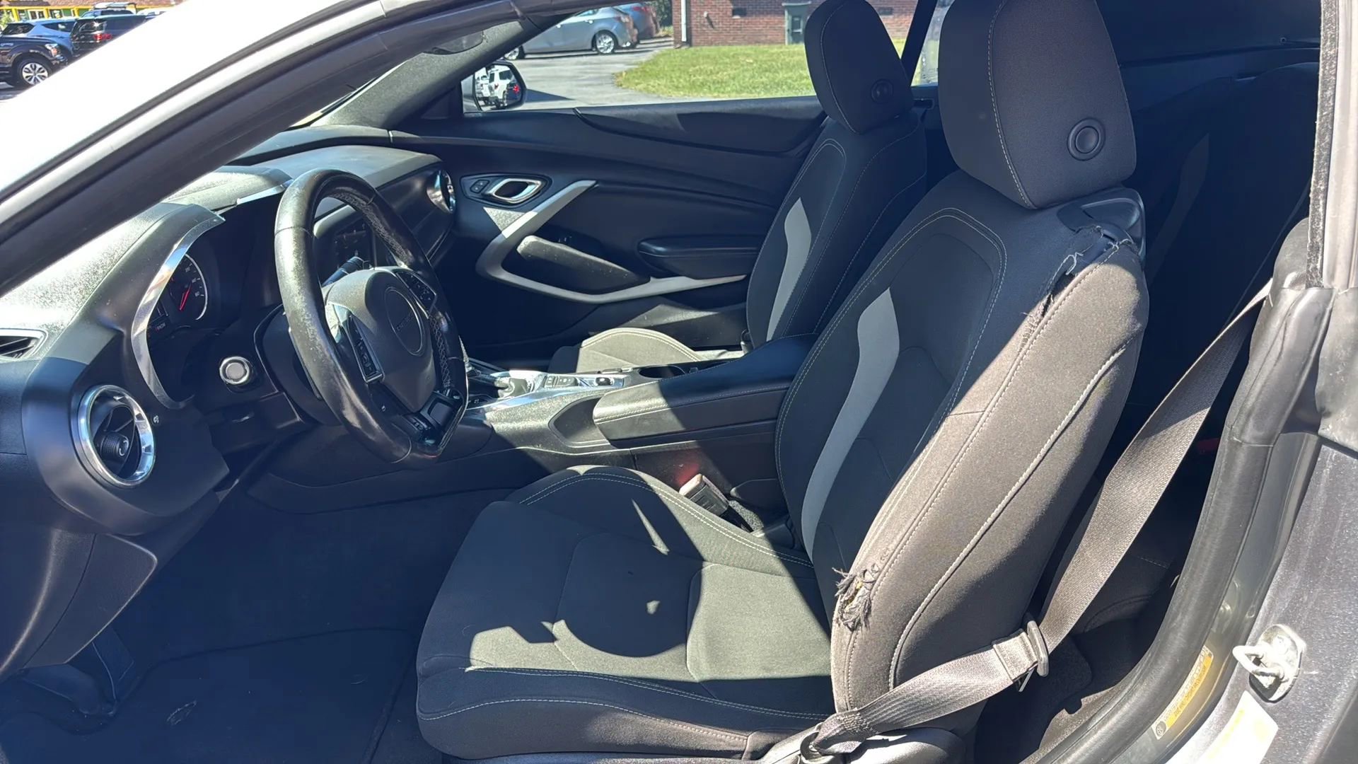 Used 2019 Chevrolet Camaro LT image 10