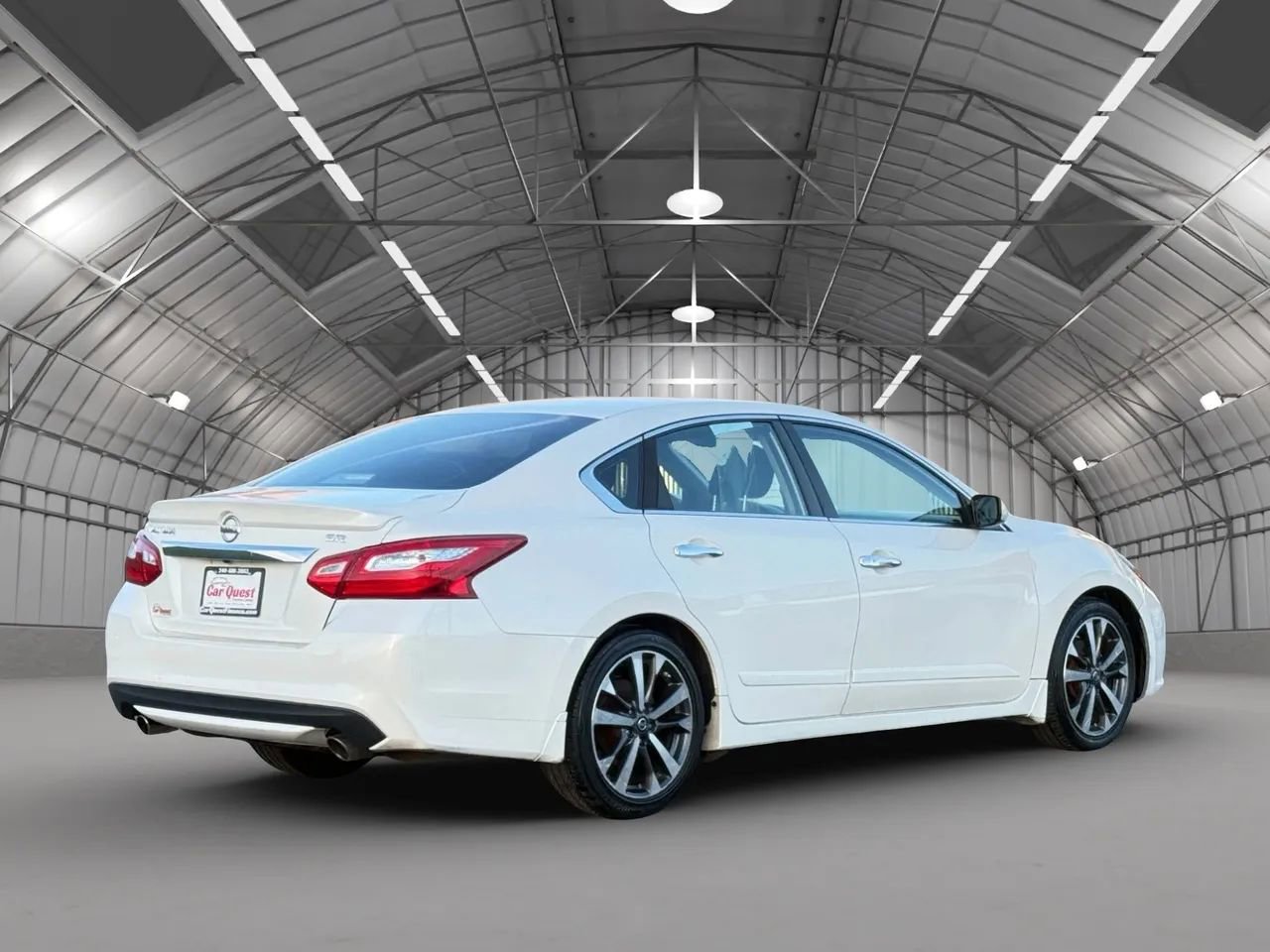 Used 2016 Nissan Altima 2.5 SR FWD image 7
