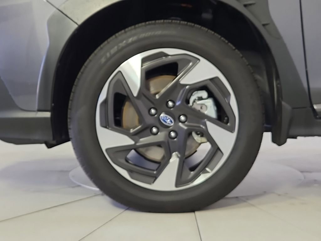 Certified 2025 Subaru Crosstrek 2.5i Limited w/ Crosstrek Mirror Package image 8