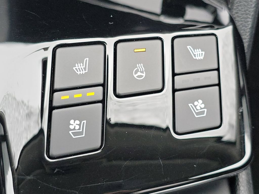 Used 2024 Kia Sportage SX image 6