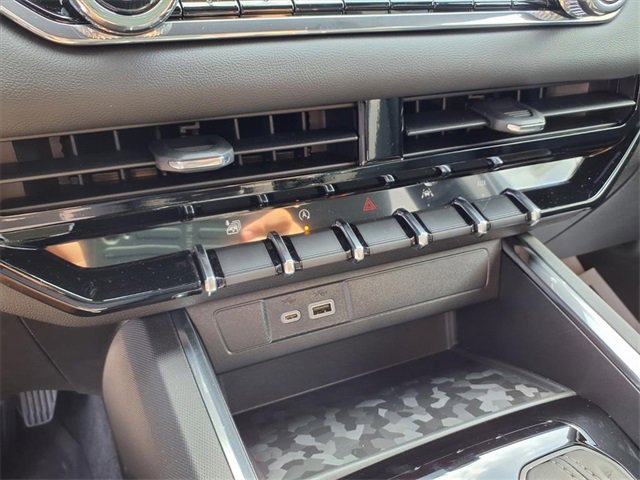 New 2026 GMC Canyon Elevation w/ Convenience Package image 15