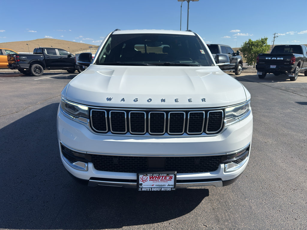 Certified 2024 Jeep Wagoneer Series III AWD/4WD image 2