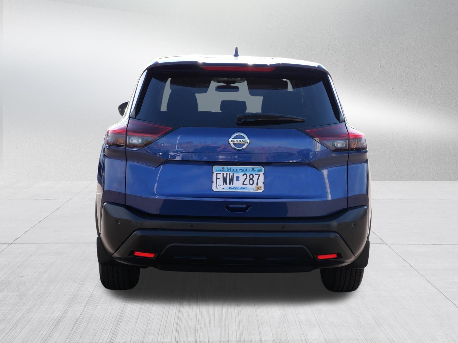 Used 2021 Nissan Rogue S AWD/4WD image 6