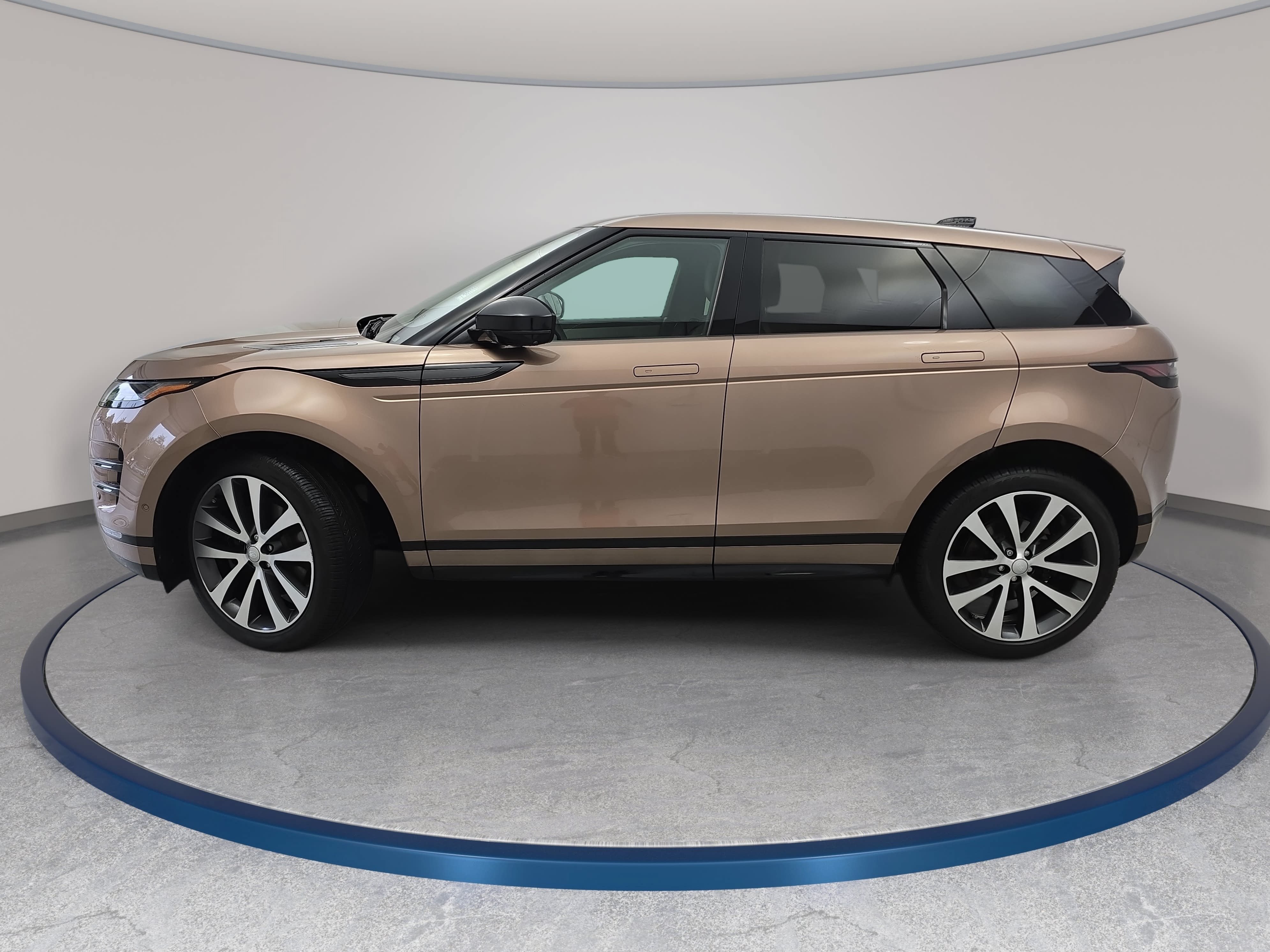 Certified 2026 Land Rover Range Rover Evoque Dynamic SE AWD/4WD image 8