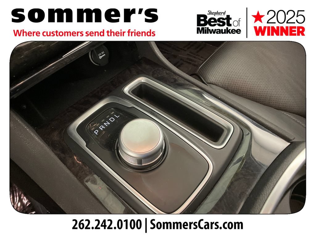 Used 2019 Chrysler 300 Limited w/ Safetytec Plus Group AWD/4WD image 22