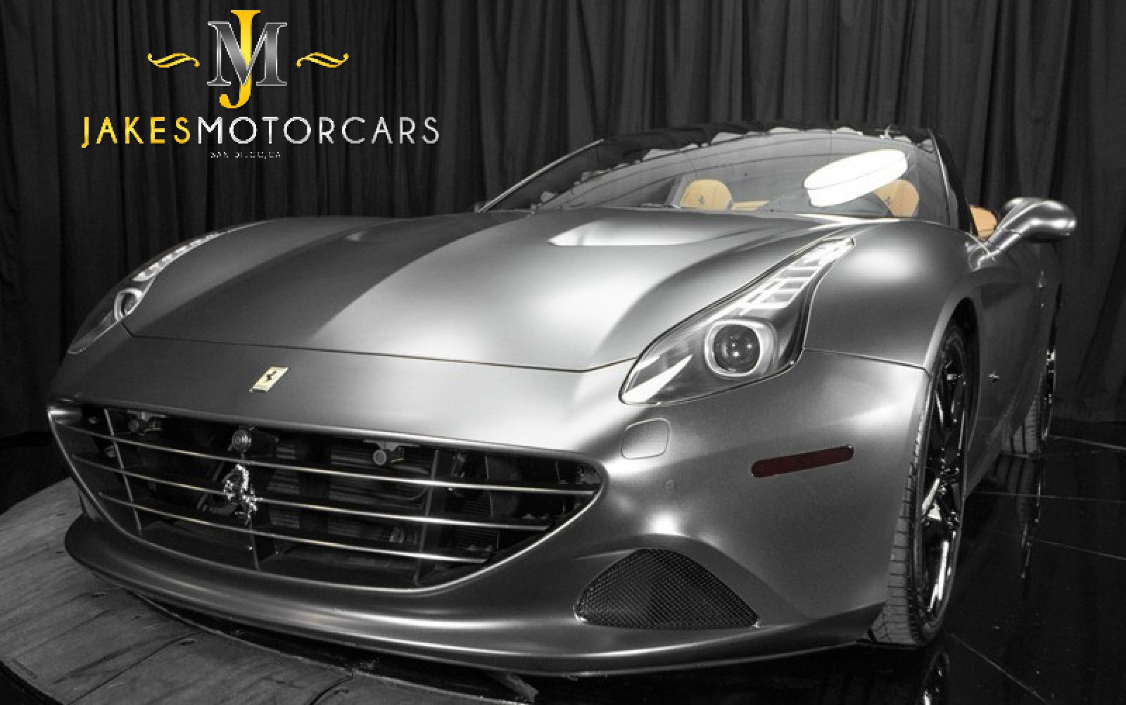 Used 2016 Ferrari California T RWD image 23