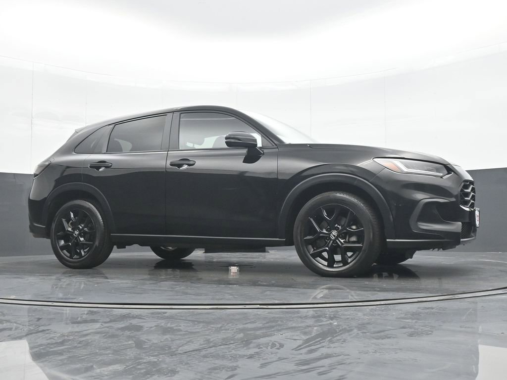 Used 2023 Honda HR-V Sport image 32