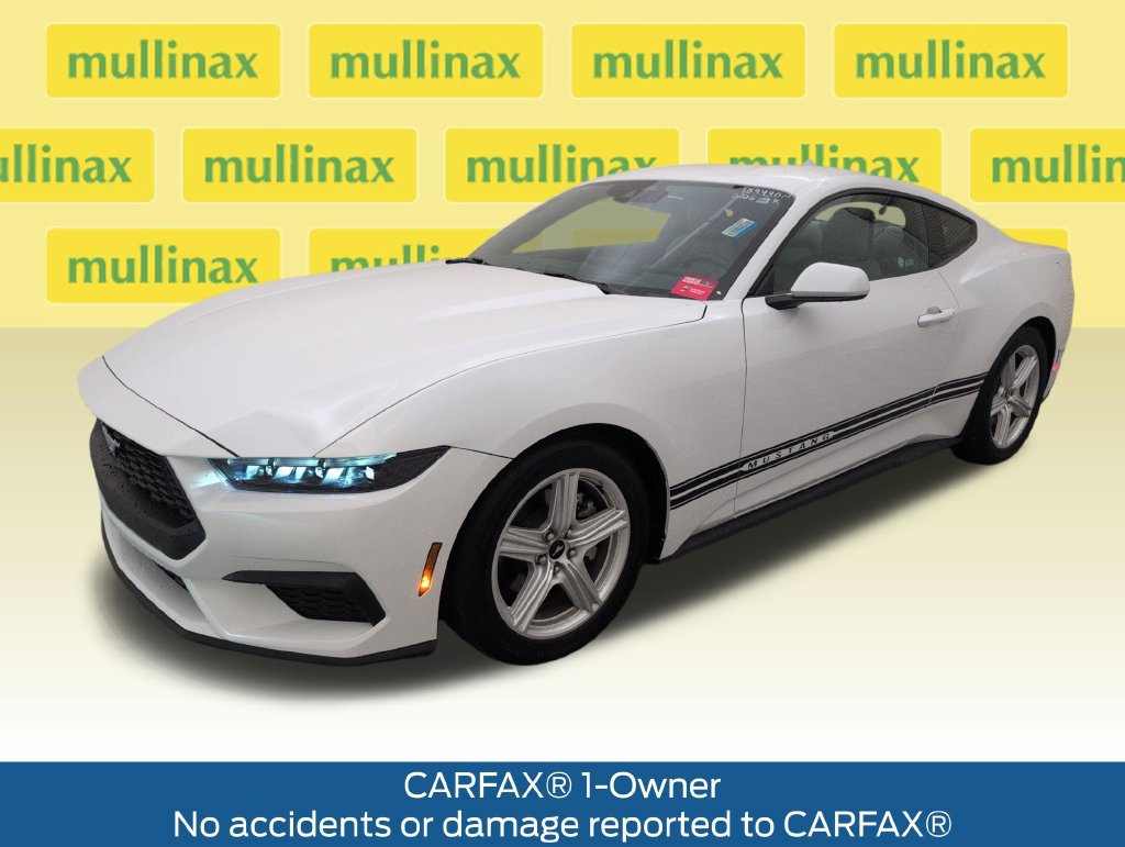 Used 2026 Ford Mustang Premium RWD image 11