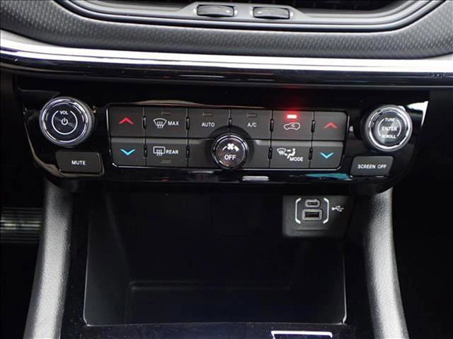 New 2026 Jeep Compass Trailhawk w/ Sun, Sound & Navigation Group AWD/4WD image 21