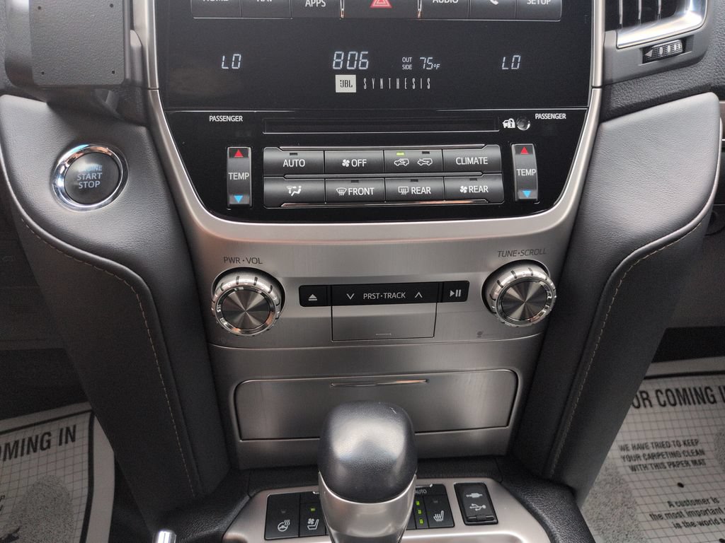 Certified 2020 Toyota Land Cruiser Heritage Edition AWD/4WD image 18