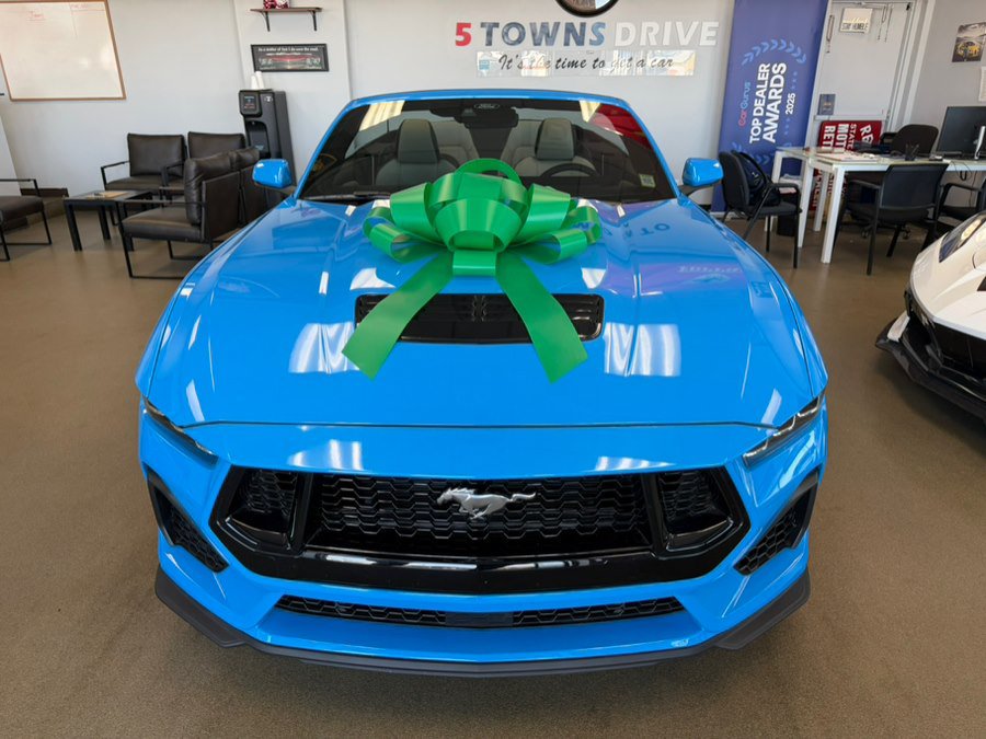 Used 2024 Ford Mustang GT Premium w/ GT Performance Package RWD image 5