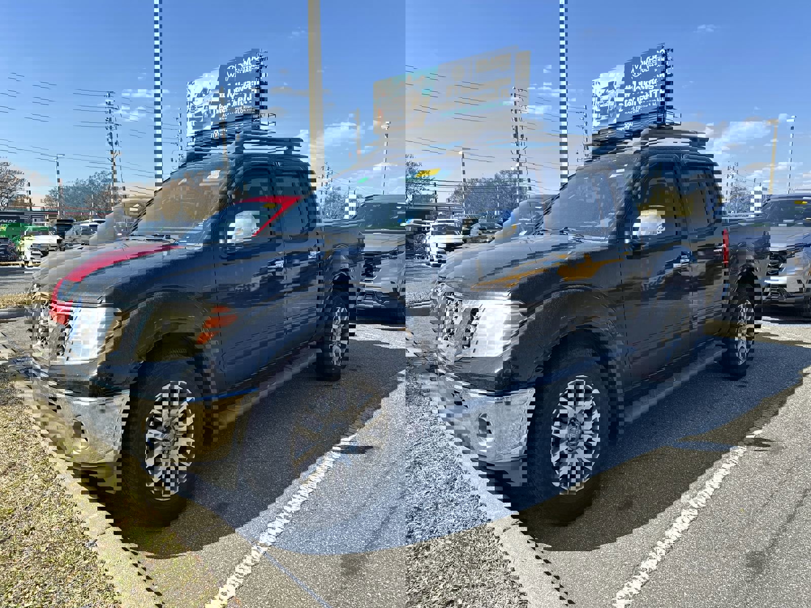 Used 2010 Nissan Frontier LE w/ LE Value Truck Pkg