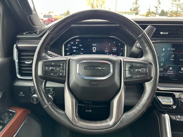 Used 2024 GMC Sierra 3500 Denali Ultimate AWD/4WD image 28