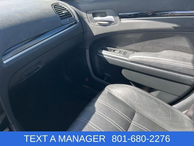 Used 2018 Chrysler 300 S w/ 300S Premium Group image 26