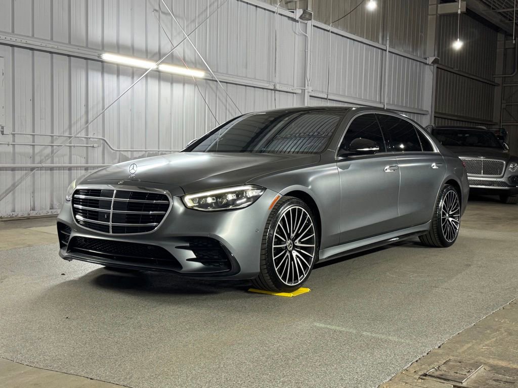 Used 2022 Mercedes-Benz S 500 4MATIC image 1