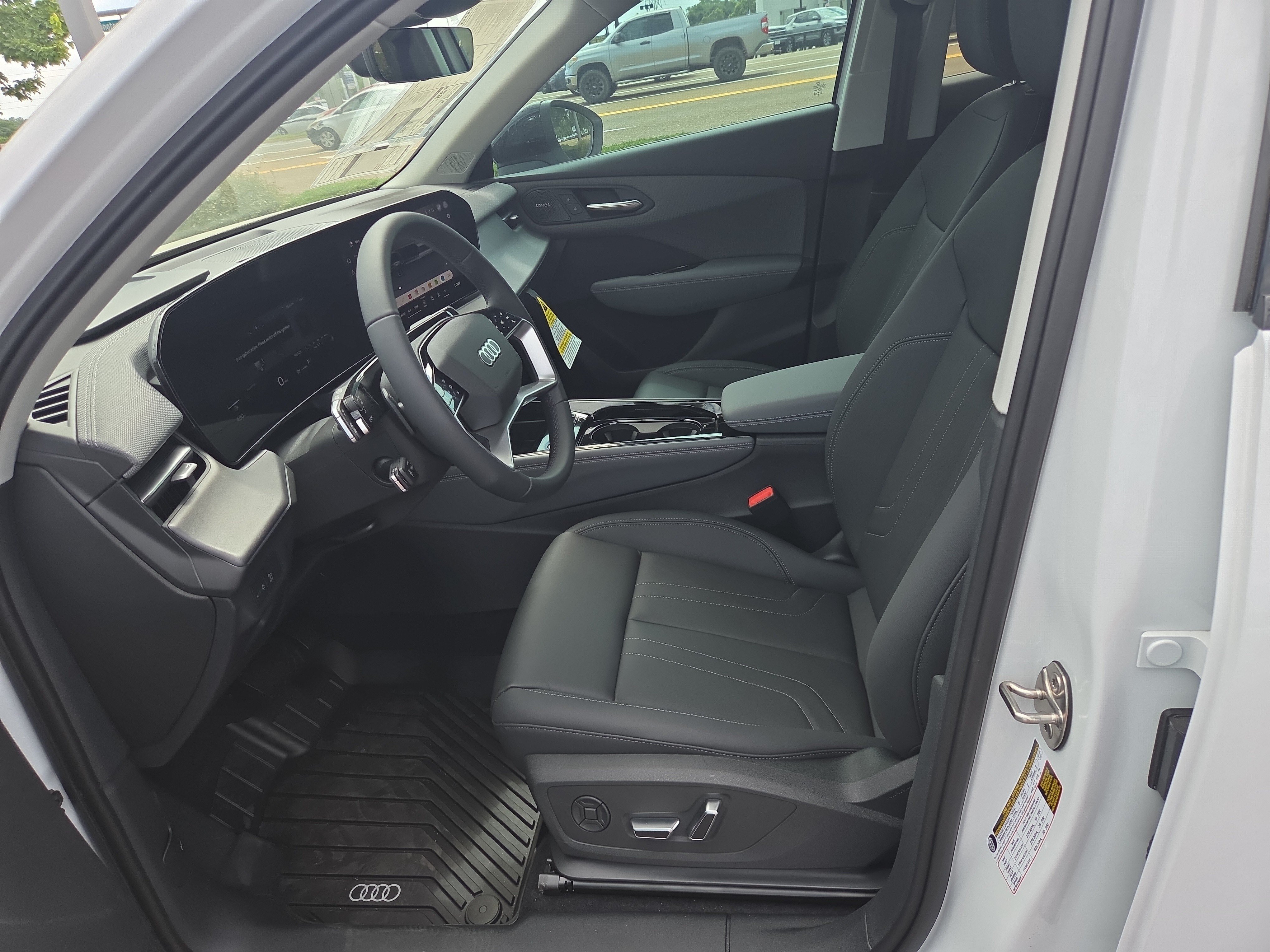 New 2026 Audi Q3 quattro 2.0T AWD/4WD image 4