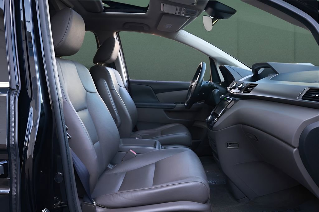 Used 2016 Honda Odyssey Touring image 27