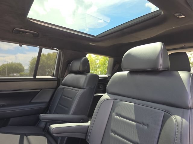 Used 2025 Hyundai Santa Fe Calligraphy FWD image 19