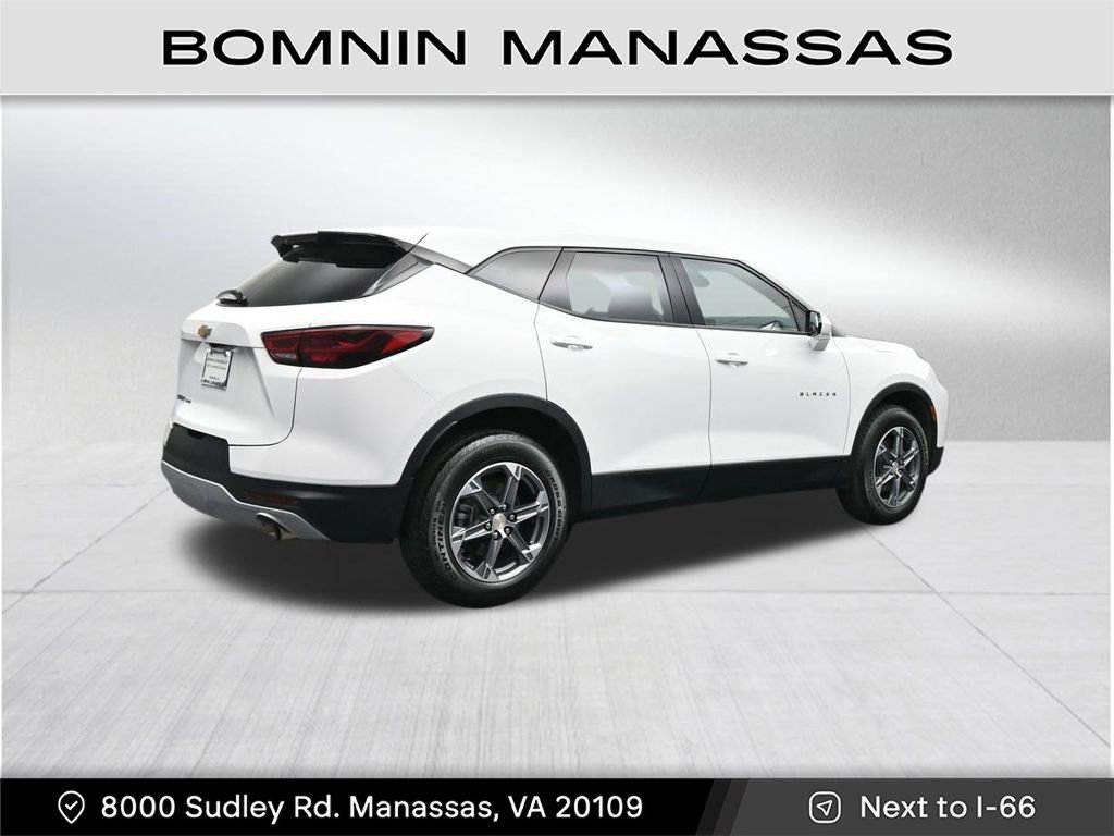 Used 2023 Chevrolet Blazer LT image 5
