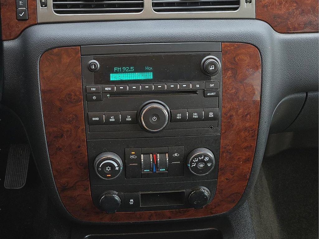 Used 2012 Chevrolet Avalanche LS AWD/4WD image 11