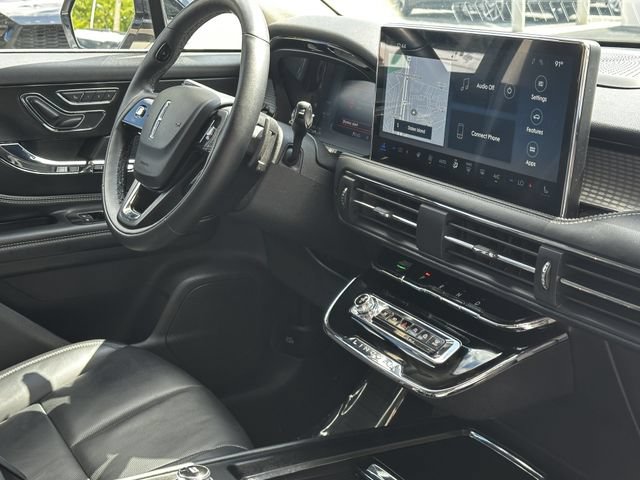 Certified 2024 Lincoln Corsair AWD w/ Equipment Group 101A image 33