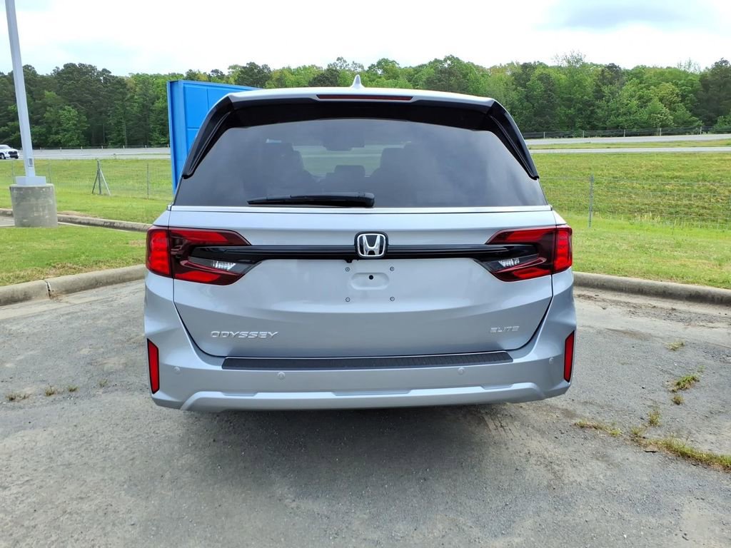 New 2026 Honda Odyssey Elite image 4