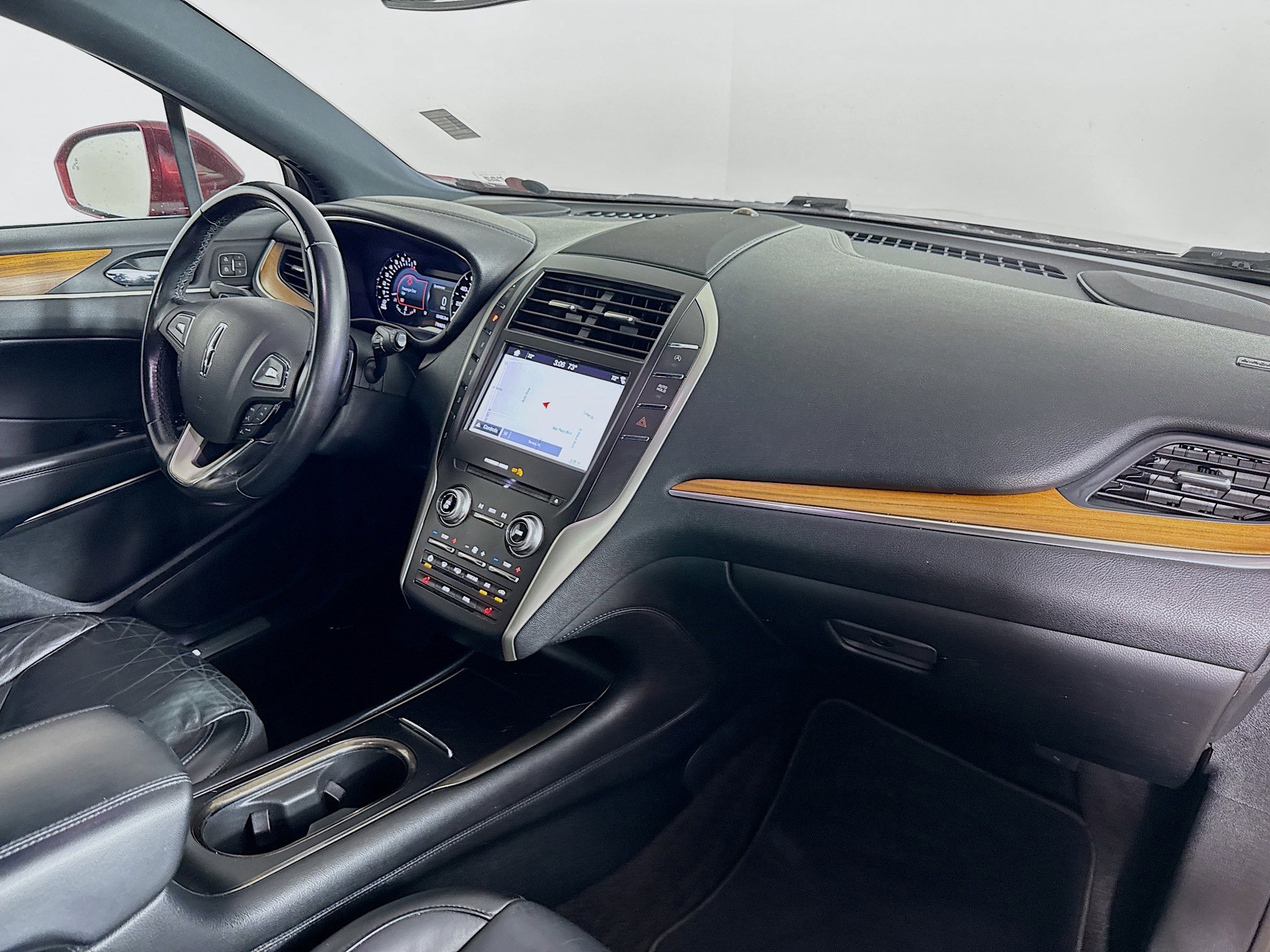 Used 2019 Lincoln MKC Select w/ Select Plus Package image 36