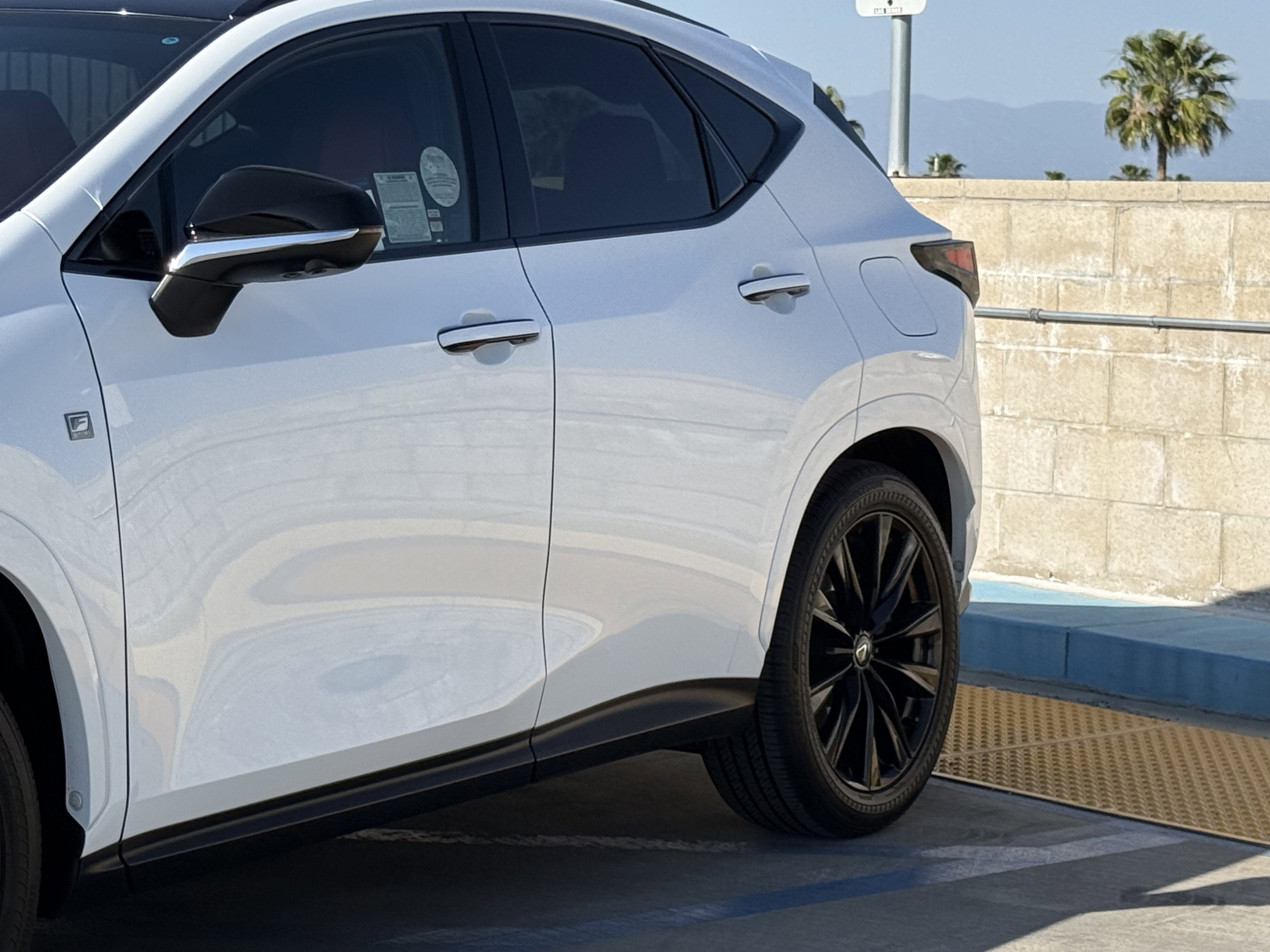 Certified 2025 Lexus NX 450h+ F Sport image 8