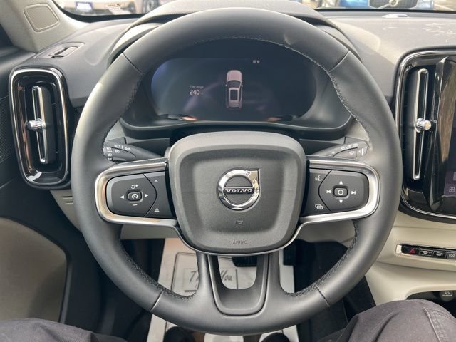 New 2026 Volvo XC40 B5 Plus w/ Climate Package AWD/4WD image 27