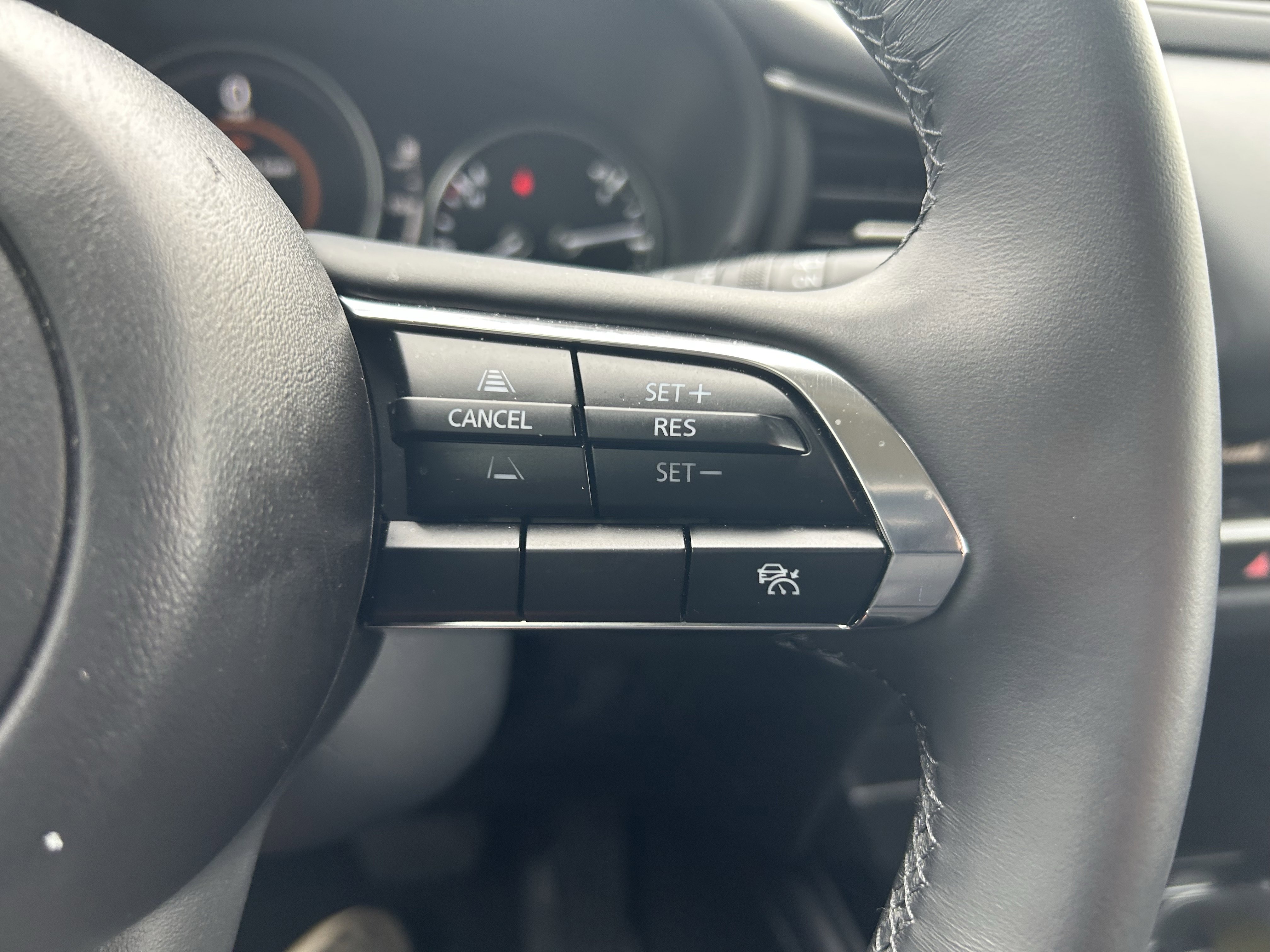 Certified 2025 MAZDA CX-30 AWD 2.5 S w/ Select Sport Pkg image 18