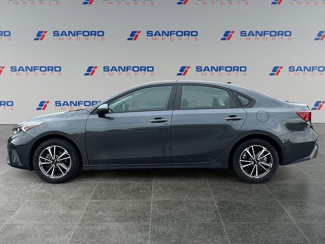Used 2023 Kia Forte LXS FWD image 2