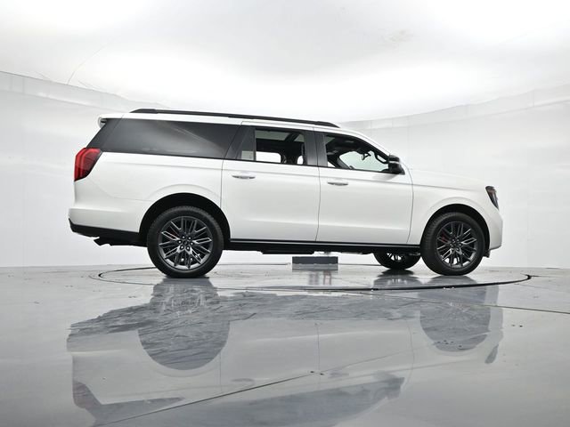 New 2025 Ford Expedition Max Platinum w/ Stealth Performance Package image 32