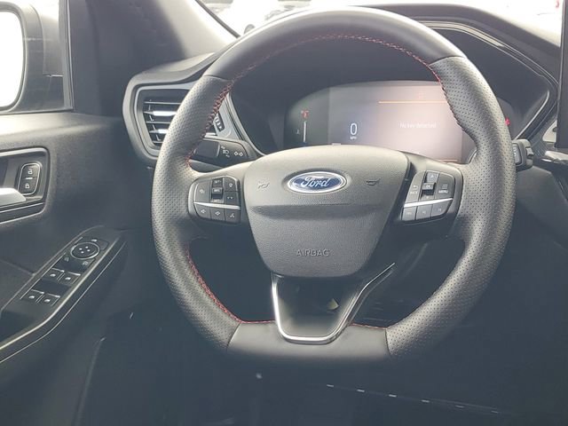 Certified 2024 Ford Escape ST-Line w/ Tech Pack #1 image 27