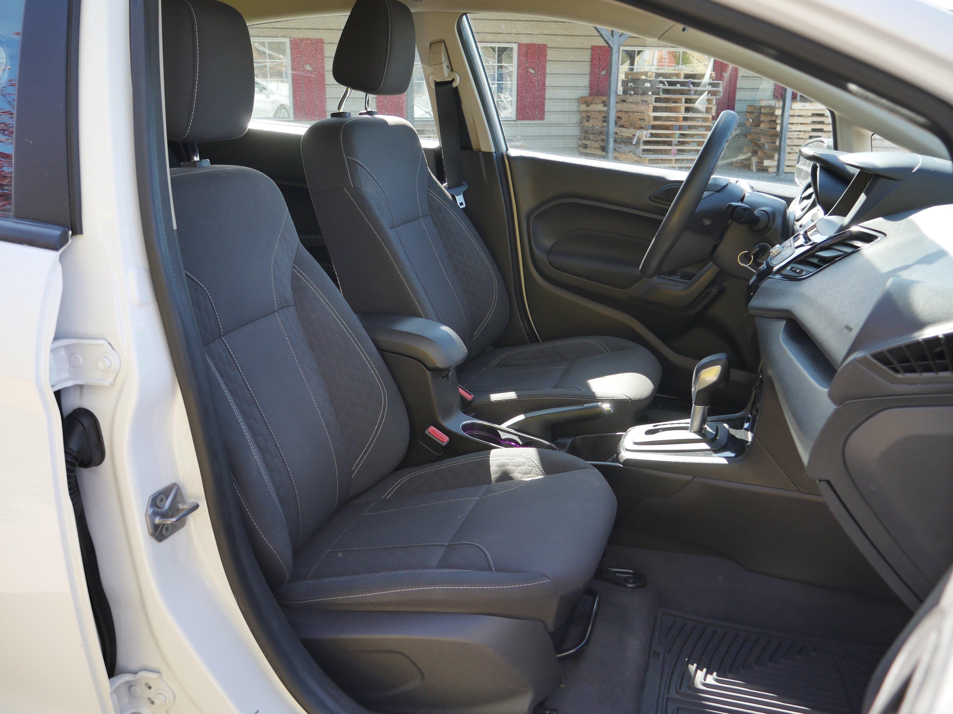 Certified 2019 Ford Fiesta SE w/ Equipment Group 201A FWD image 23