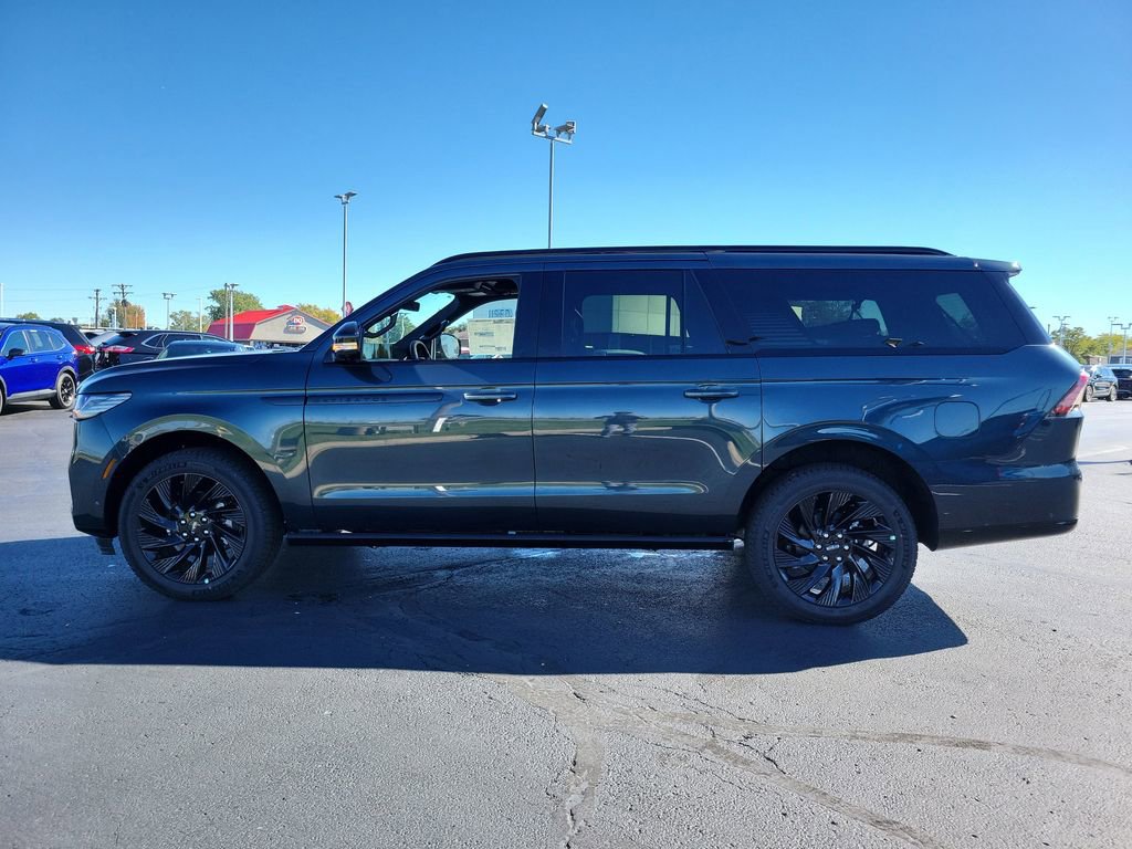 New 2025 Lincoln Navigator L Reserve w/ Jet Appearance Package AWD/4WD image 7
