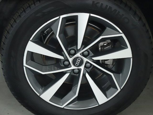 Used 2023 Audi Q5 2.0T Premium image 12