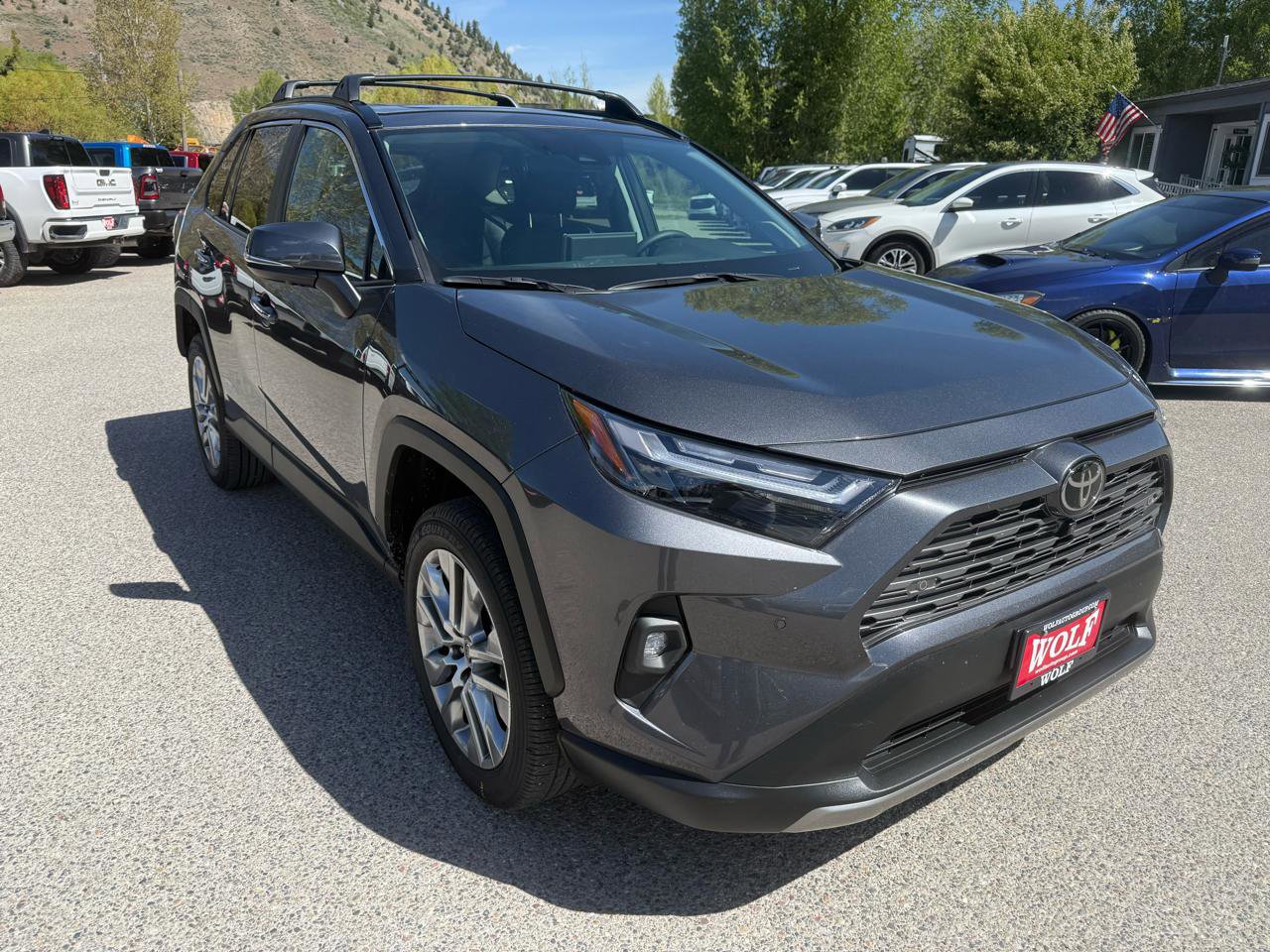Used 2022 Toyota RAV4 Limited AWD/4WD image 7