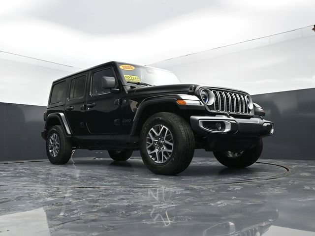 Used 2025 Jeep Wrangler Sahara image 47