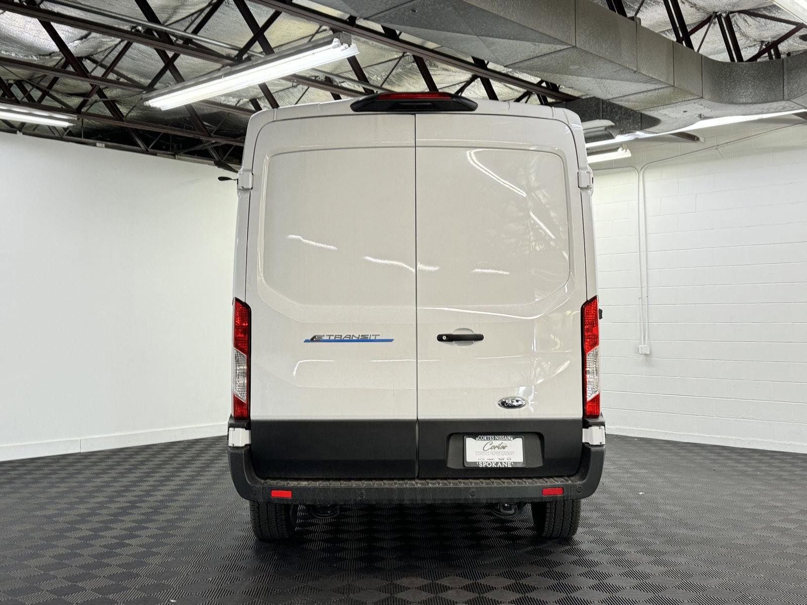 Used 2022 Ford E-Transit Medium Roof w/ Load Area Protection Package image 6