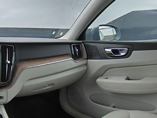 Used 2022 Volvo XC60 T8 Inscription Expression w/ Advanced Package AWD/4WD image 20