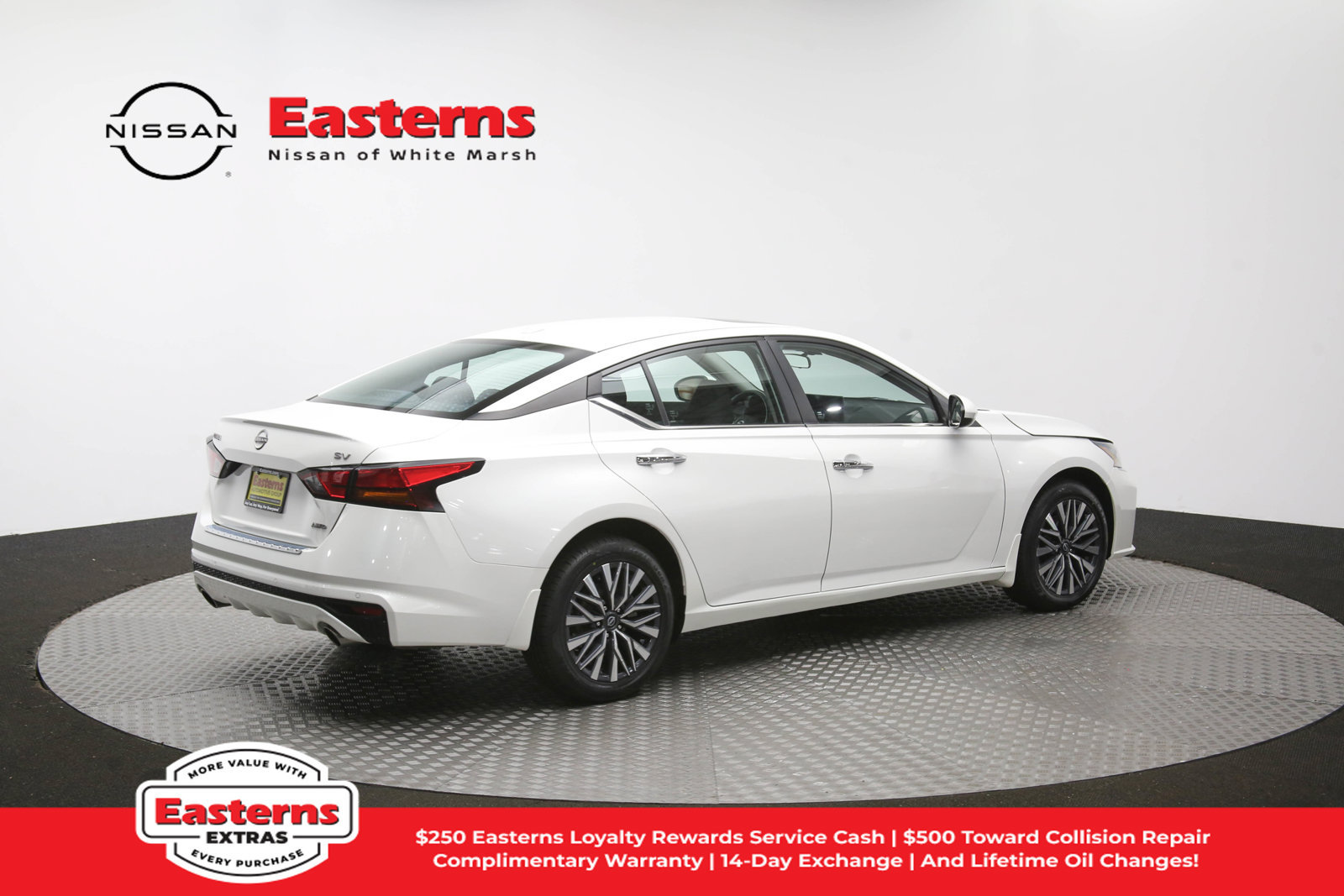 Used 2023 Nissan Altima 2.5 SV w/ SV Premium Package AWD/4WD image 42