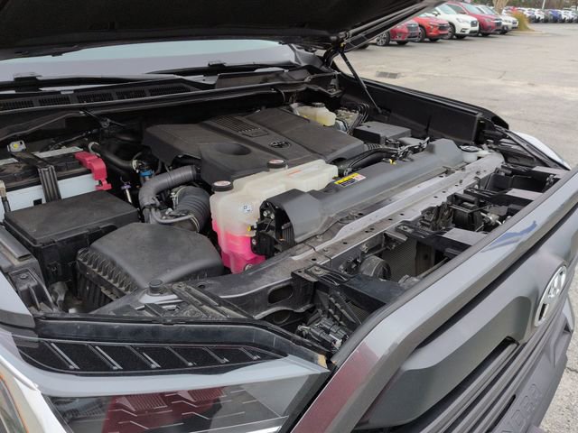 Used 2022 Toyota Tundra SR5 w/ Convenience Package image 36