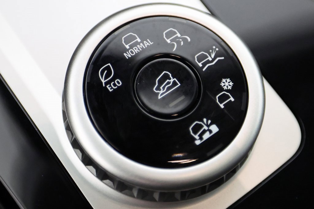 Used 2025 Mitsubishi Outlander SEL image 28